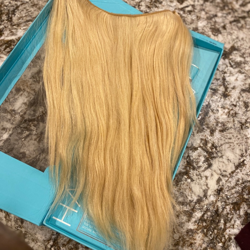 Halo 16 inch hair extensions wore 2 times